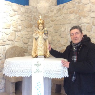 Con el niño Jesús de Praga en Medjugorje